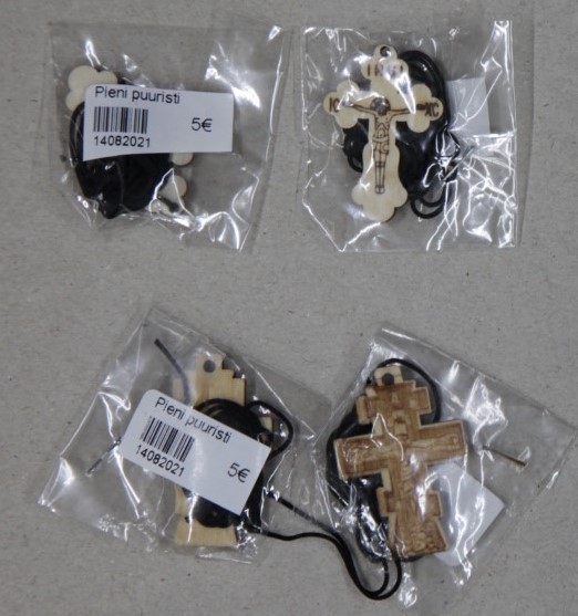 Pieni puuristi nauhalla - Kaularistit - 14082021 - 2